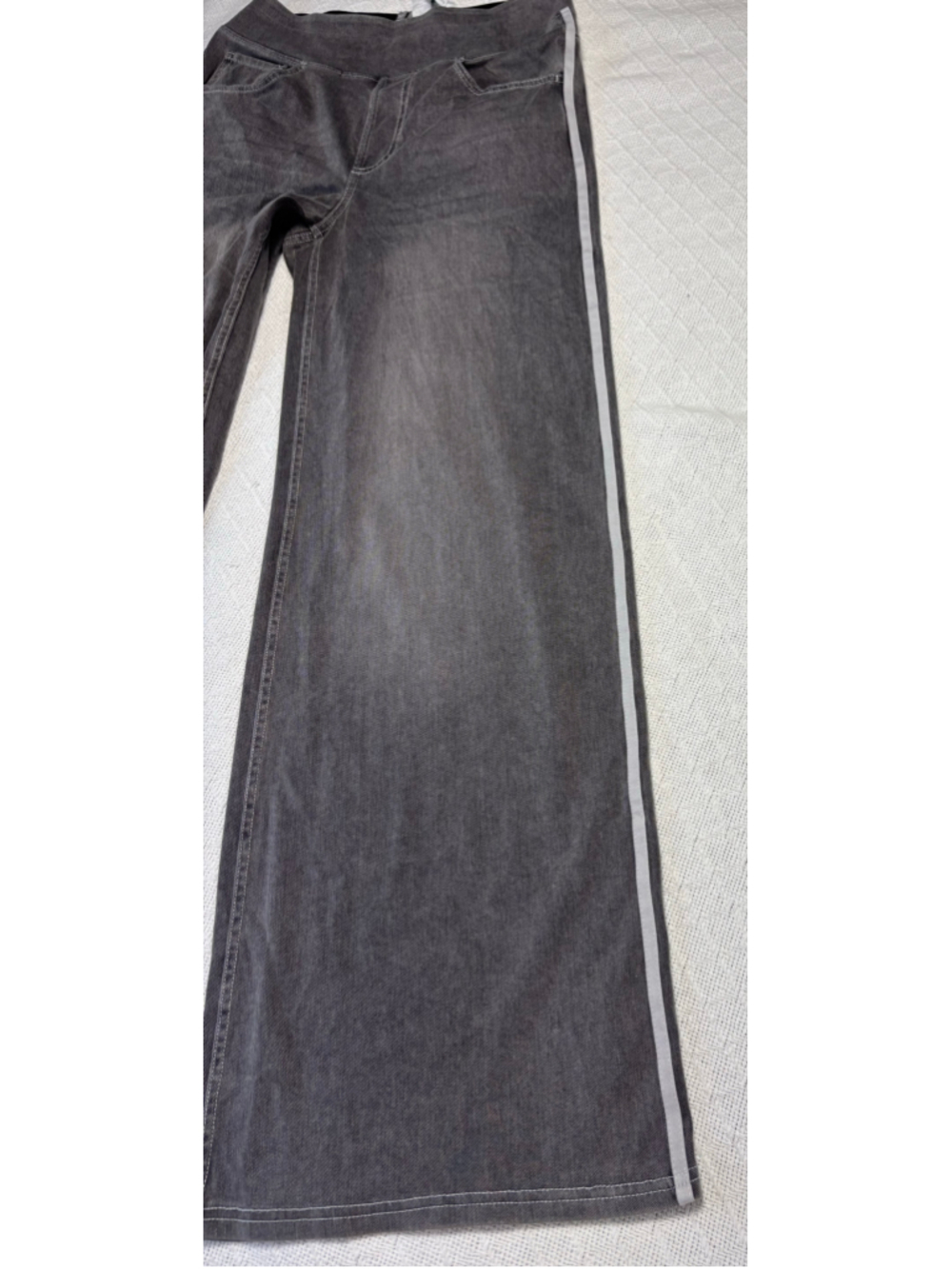 Halara Flex Gray Wide Leg Denim Pants Side Stripe Stretch High Waist Med NWT - Picture 6 of 8
